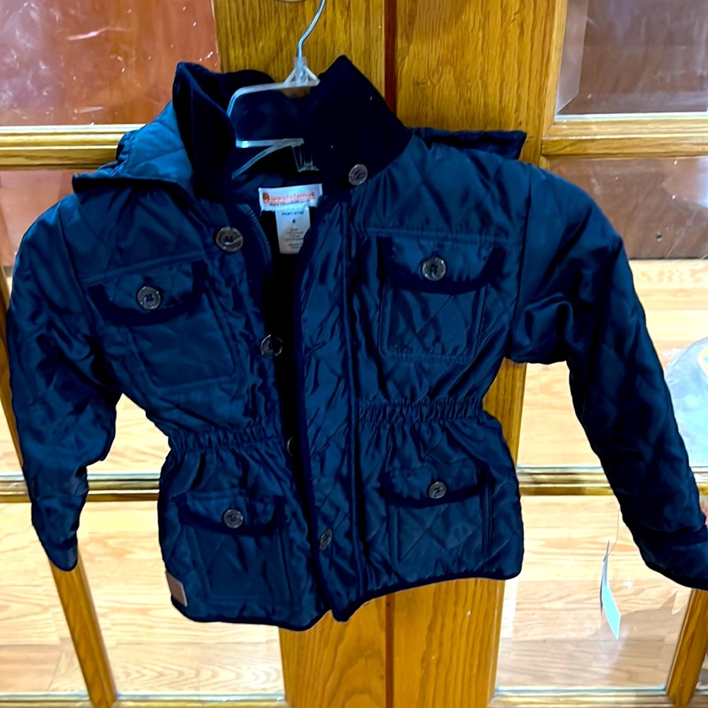 NWT, priced from US, Hippototamus girls jacket, Navy, size 6.